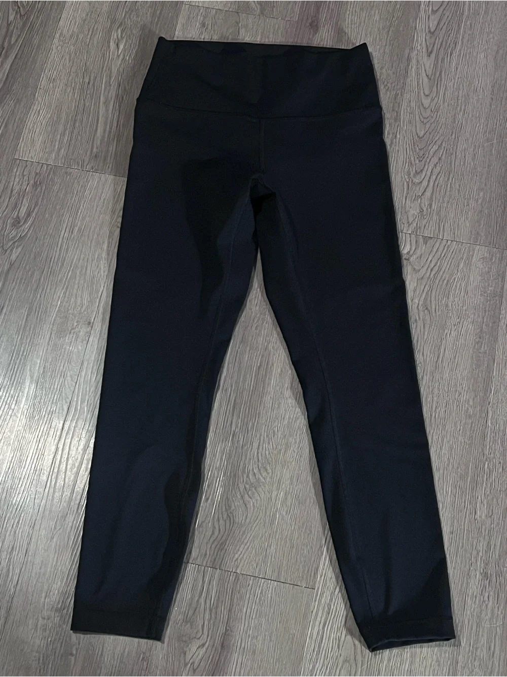 Lululemon black stretch leggings size medium